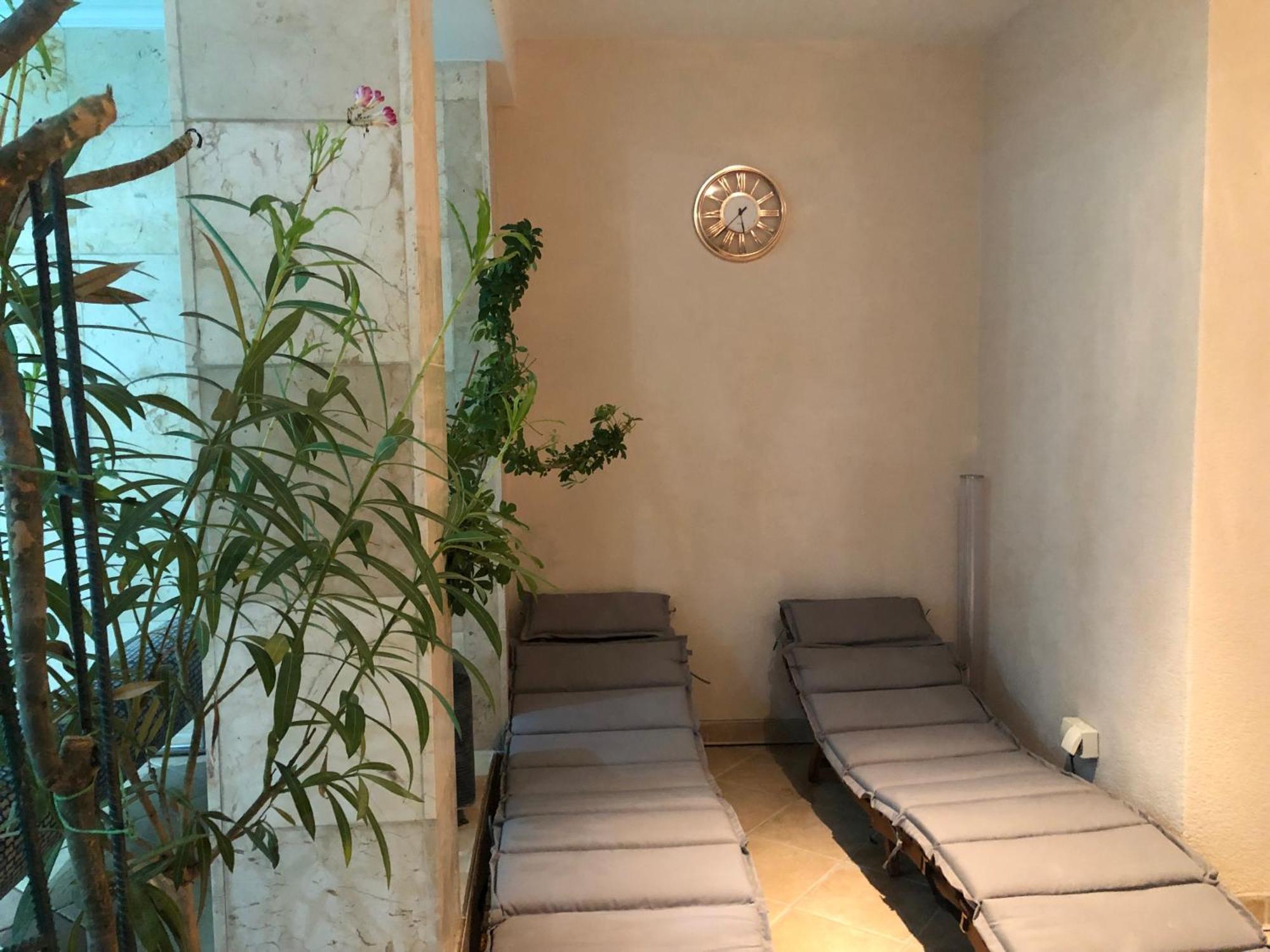 Meduza Wellness Spa S Ubytovanim フロホヴェック エクステリア 写真