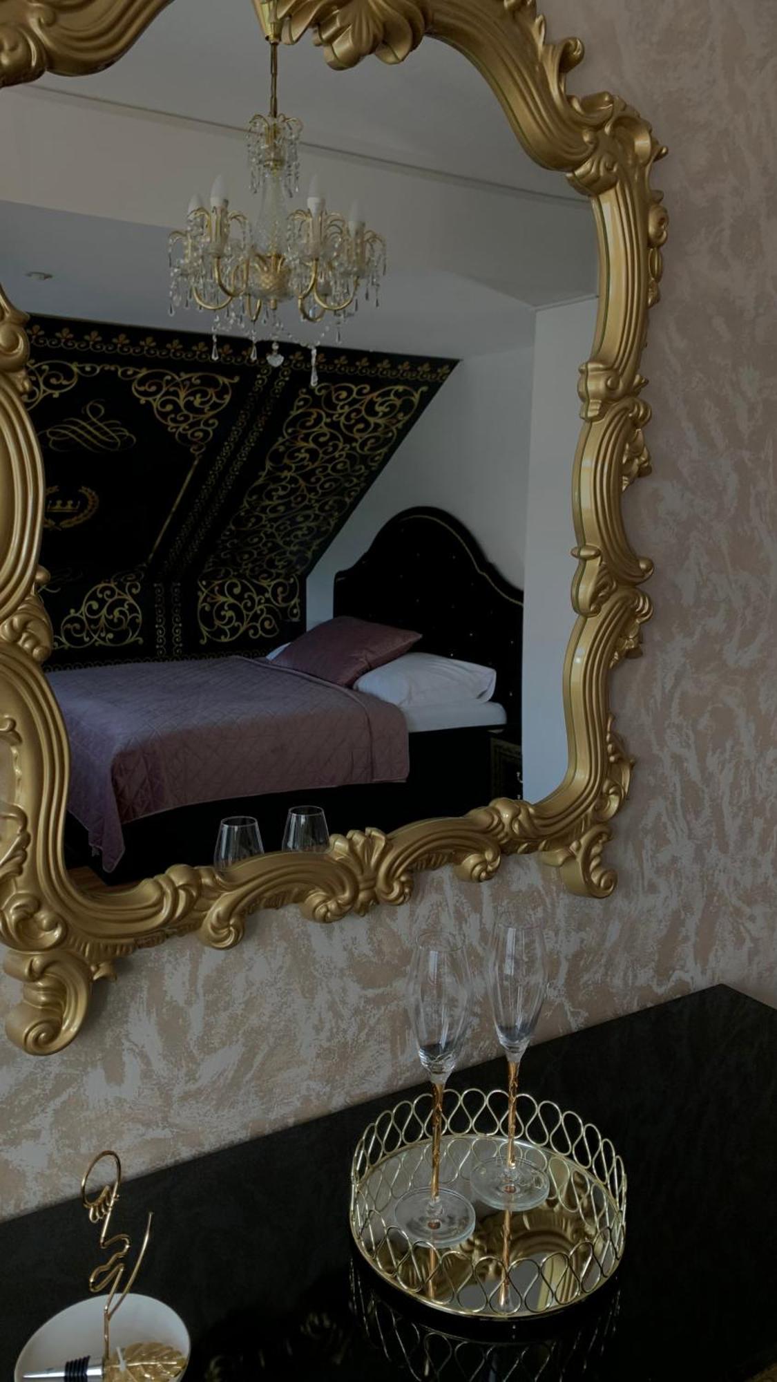 Meduza Wellness Spa S Ubytovanim フロホヴェック エクステリア 写真