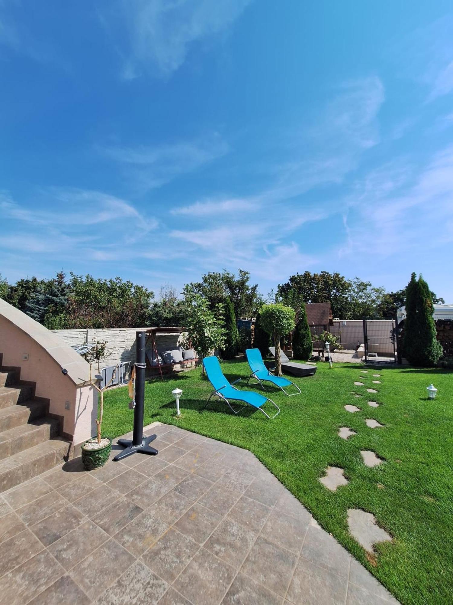 Meduza Wellness Spa S Ubytovanim フロホヴェック エクステリア 写真